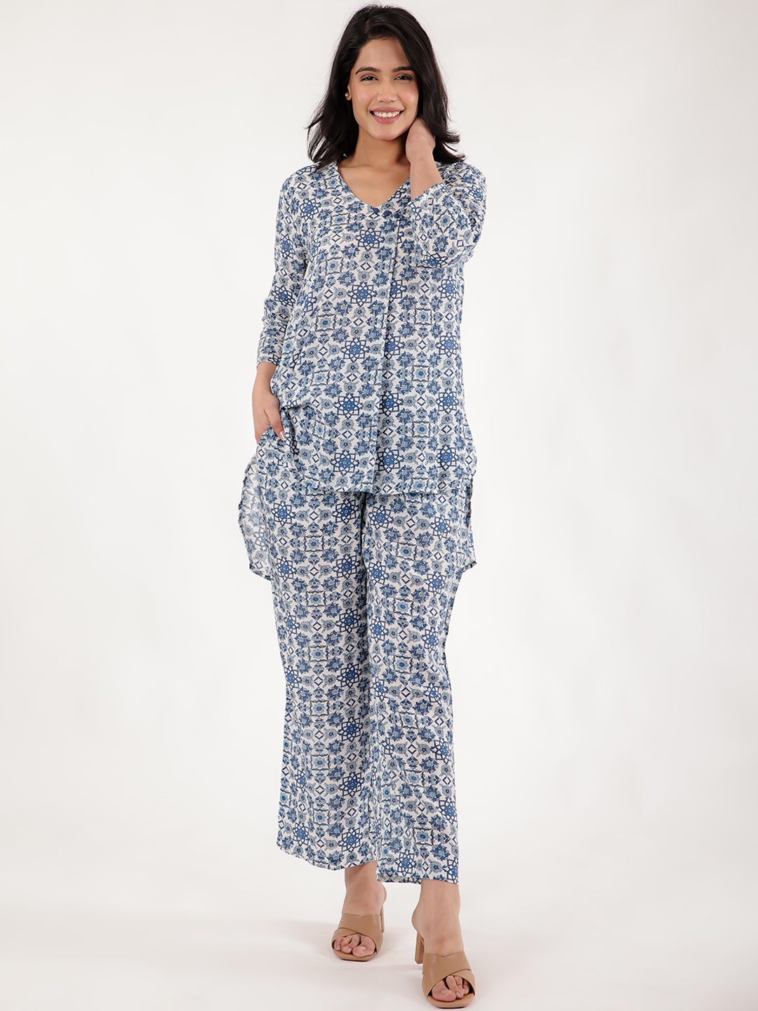 

WESTIFIED Printed Three Quarter Sleeve Tunic & Trouser Co-Ords, Blue