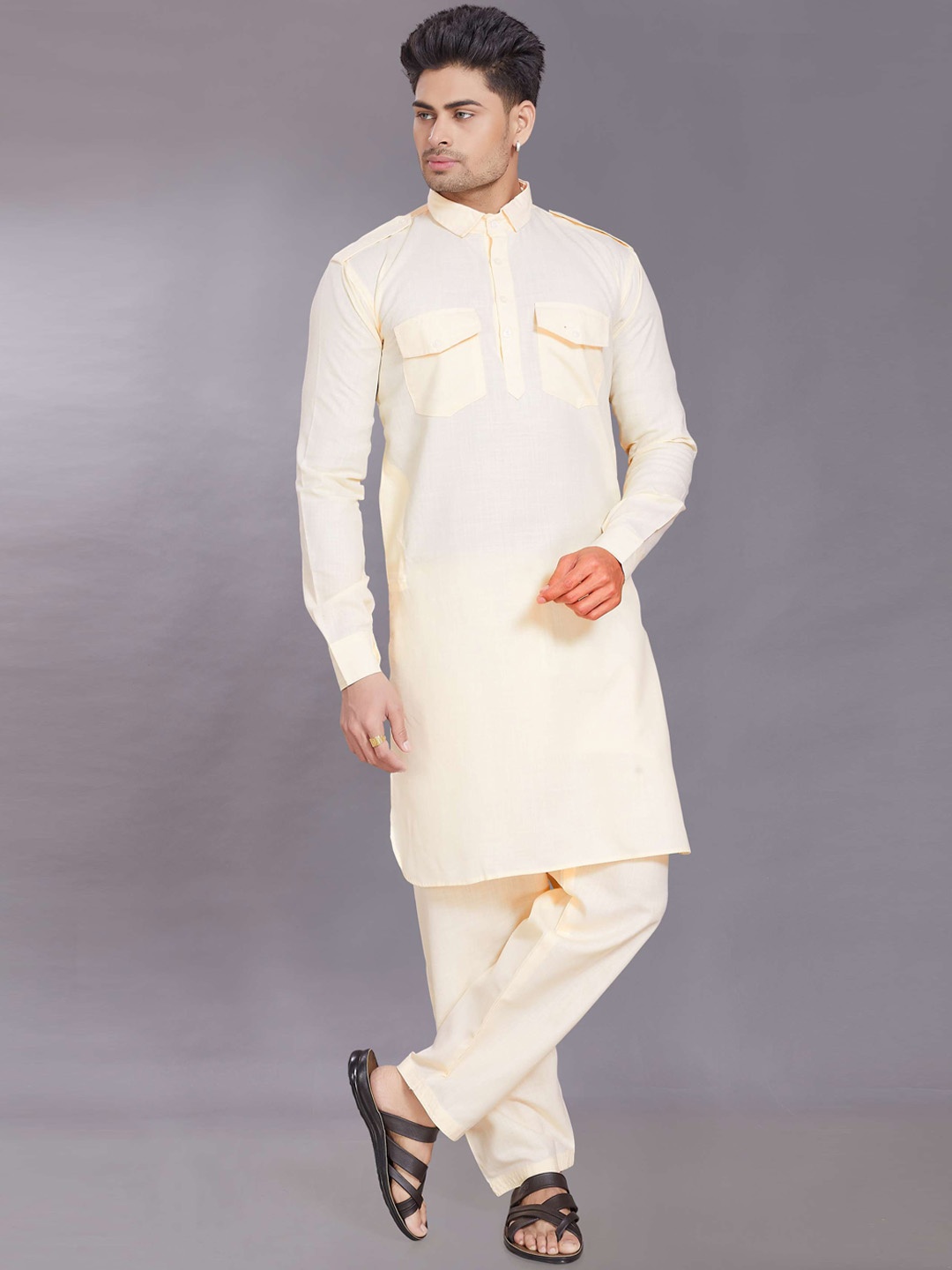 

DIVISIVE Shirt Collar Pathani Kurta with Pyjama, Peach