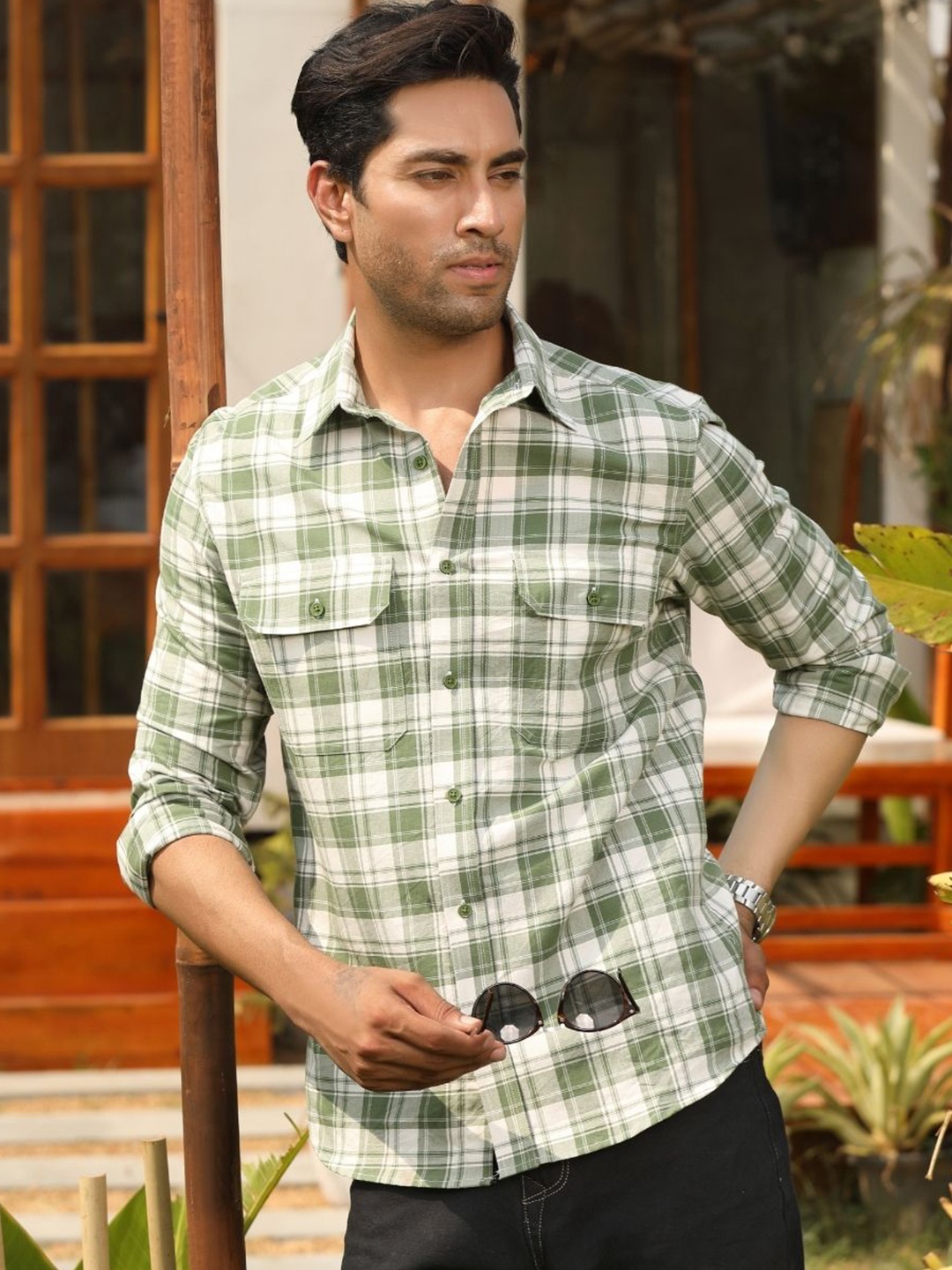 

PERCH Men India Slim Spread Collar Tartan Checked Cotton Casual Shirt, Green