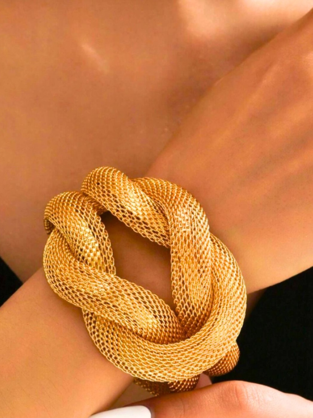 

DressBerry Gold-Plated Cuff Bracelet