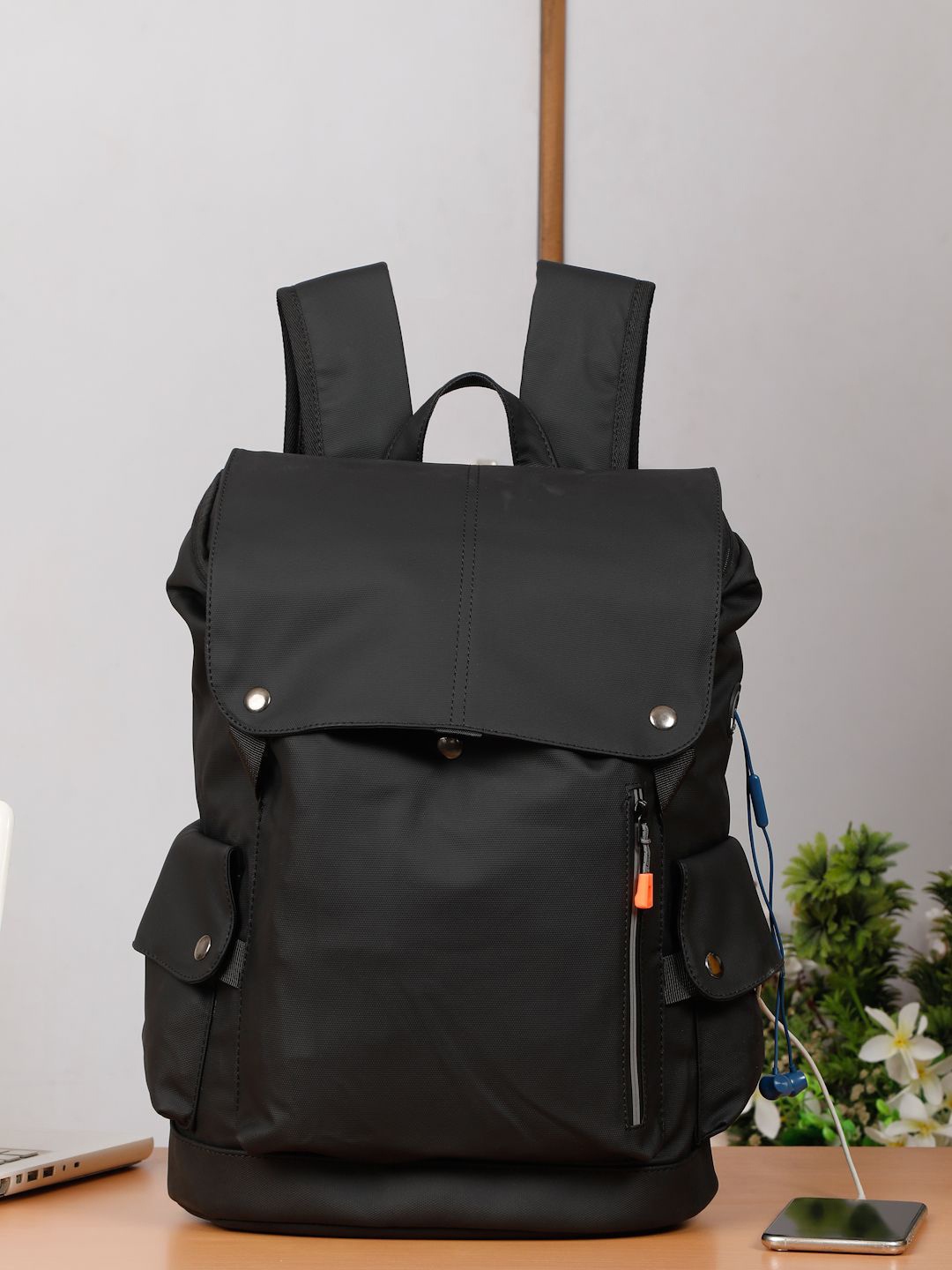 

Teakwood Leathers Unisex Ergonomic Padded Backpack, Black