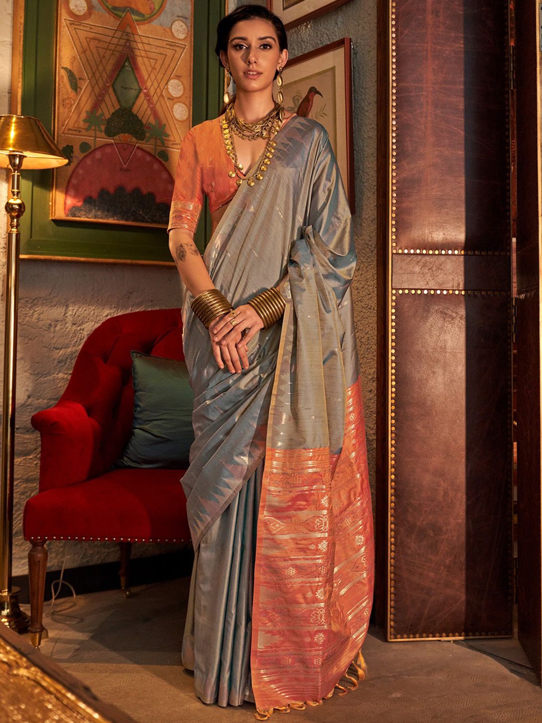 

Mitera Ethnic Motifs Woven Design Zari Banarasi Saree, Grey