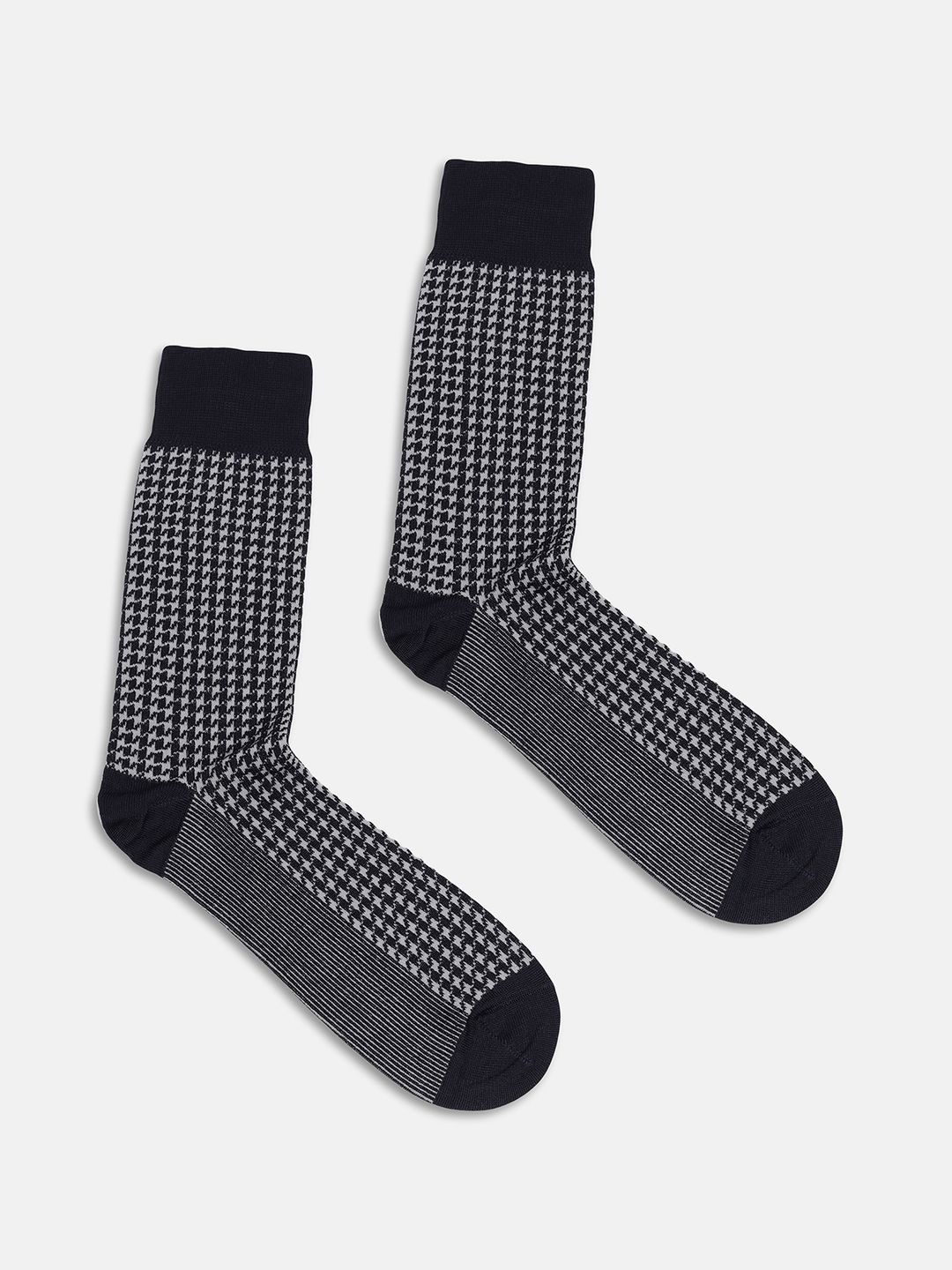 

Blackberrys Men Patterned Calf-Length Socks, Navy blue