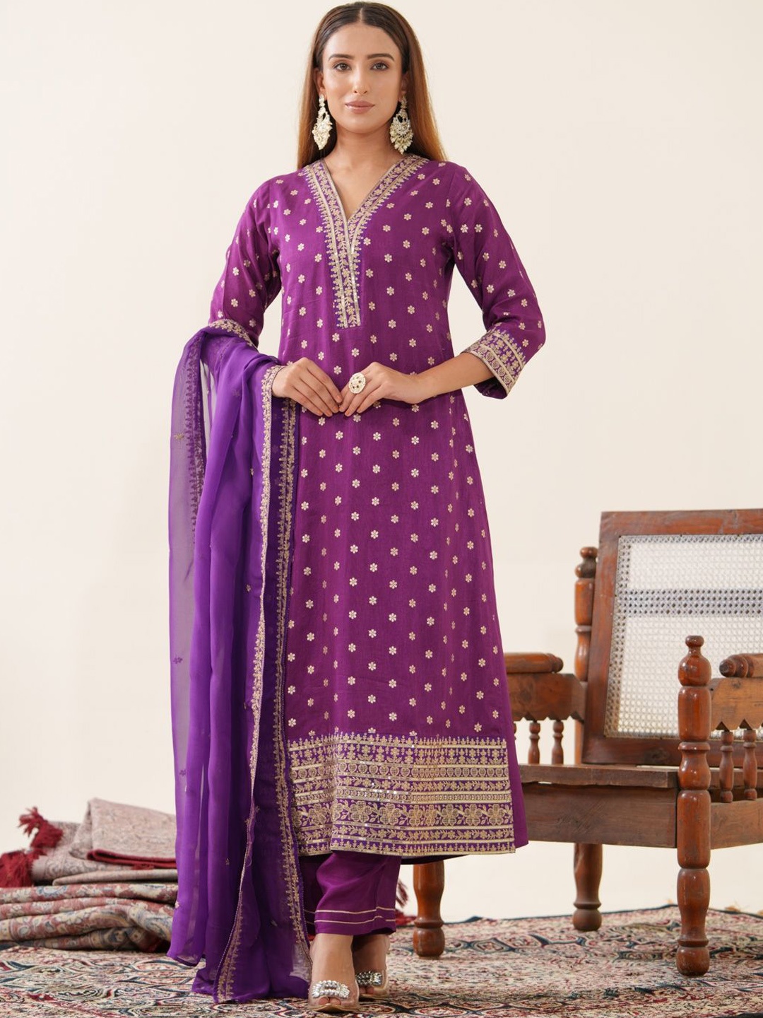 

House of Pataudi Floral Woven Design Kurta With Trousers & Dupatta, Purple