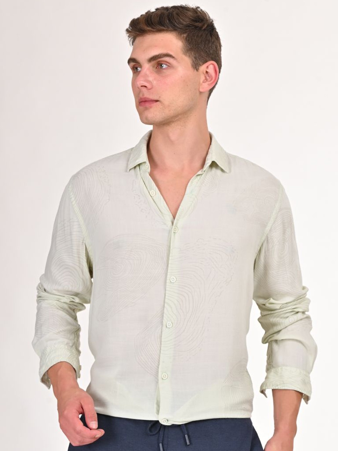 

POE Men Smart Slim Fit Opaque Casual Shirt, Green