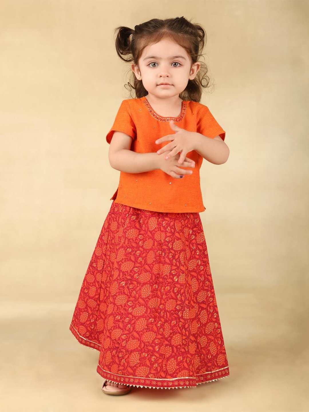 

Fabindia Girls Floral Embroidered Sequinned Cotton Ready to Wear Lehenga & Blouse, Orange