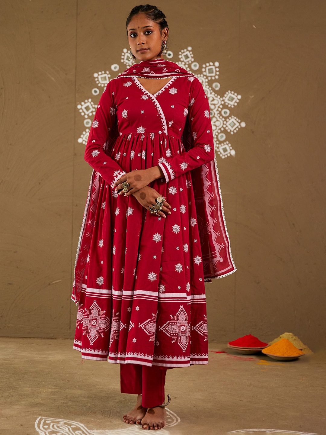 

PINK CACTII Women Floral Printed Pleated Pure Cotton Kurta with Palazzos & With Dupatta, Red