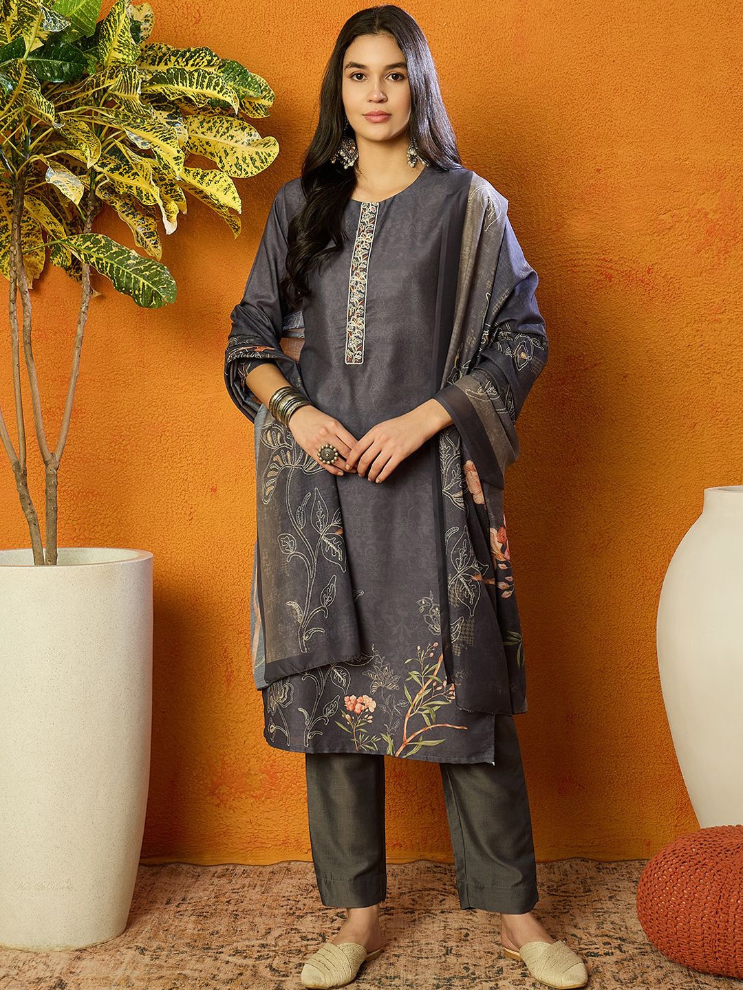 

AHIKA Floral Printed Regular Thread Work Straight Kurta with Trousers & Dupatta, Grey