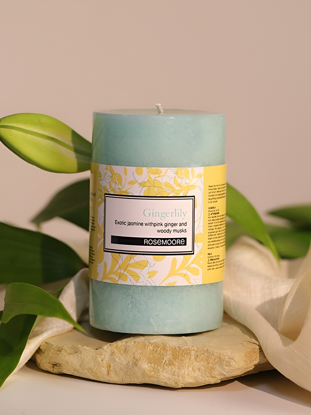 

ROSEMOORe Teal Gingerlily Scented Pillar Candle