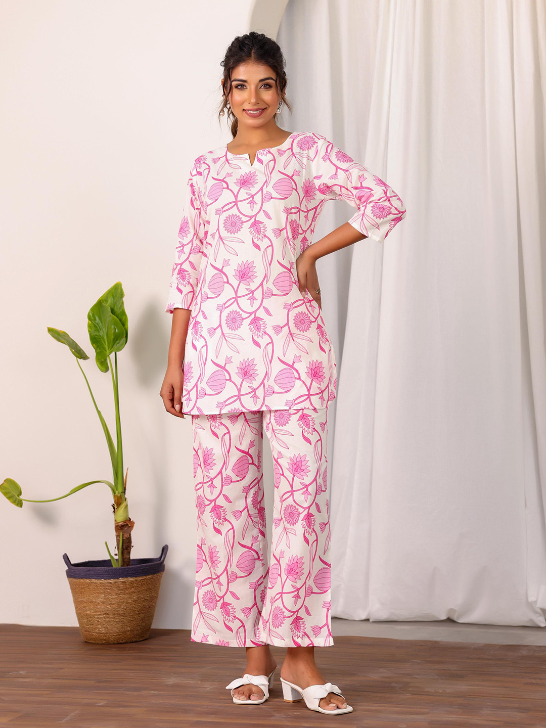 

FLAVIA CREATION Plus Size Printed Pure Cotton Top & Trouser, Pink