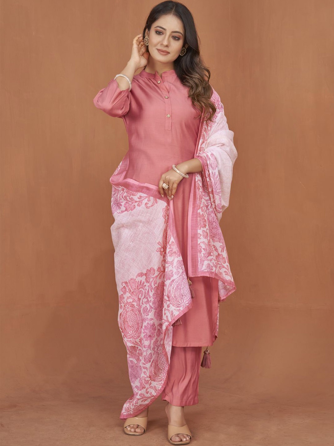 

MINGORA Women Regular Kurti with Palazzos & With Dupatta, Pink