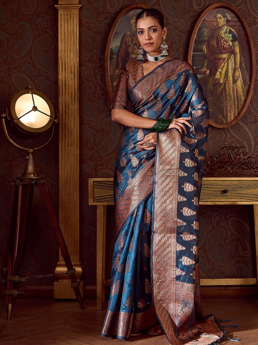 

Dori Woven Design Zari Banarasi Saree, Blue