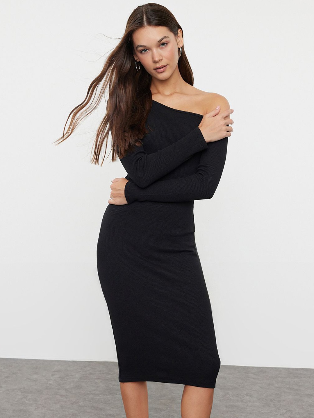 

Trendyol Off-Shoulder Bodycon Dress, Na
