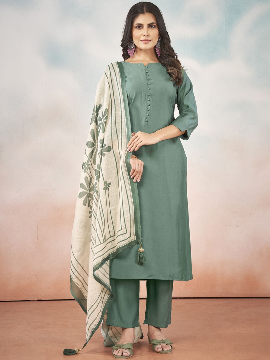 

MINGORA Women Regular Kurti with Palazzos & With Dupatta, Olive