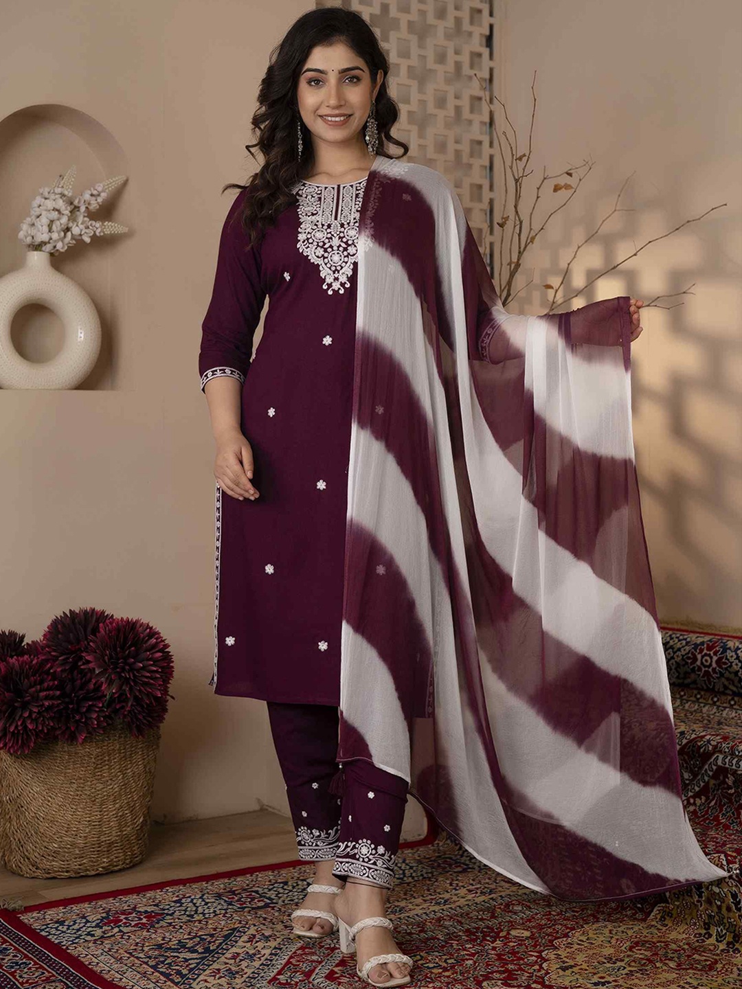 

KRISKA Floral Embroidered Straight Kurta With Trousers & Dupatta, Brown