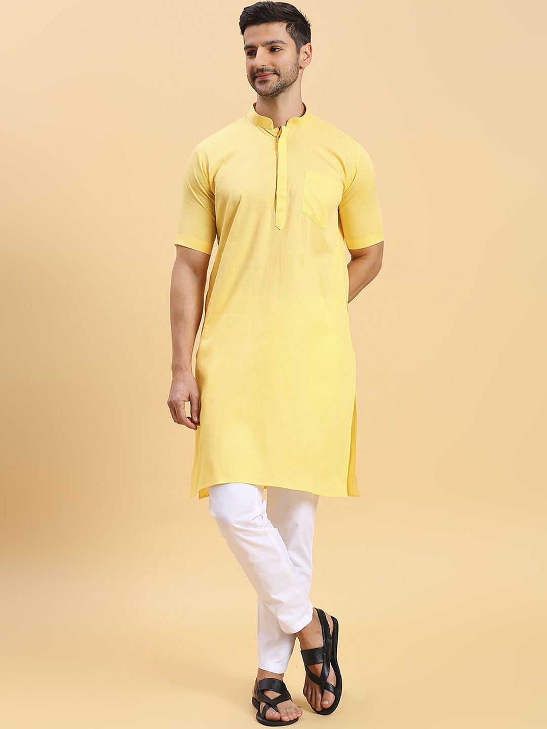

RAJUBHAI HARGOVINDAS Men Quirky Kurta, Yellow