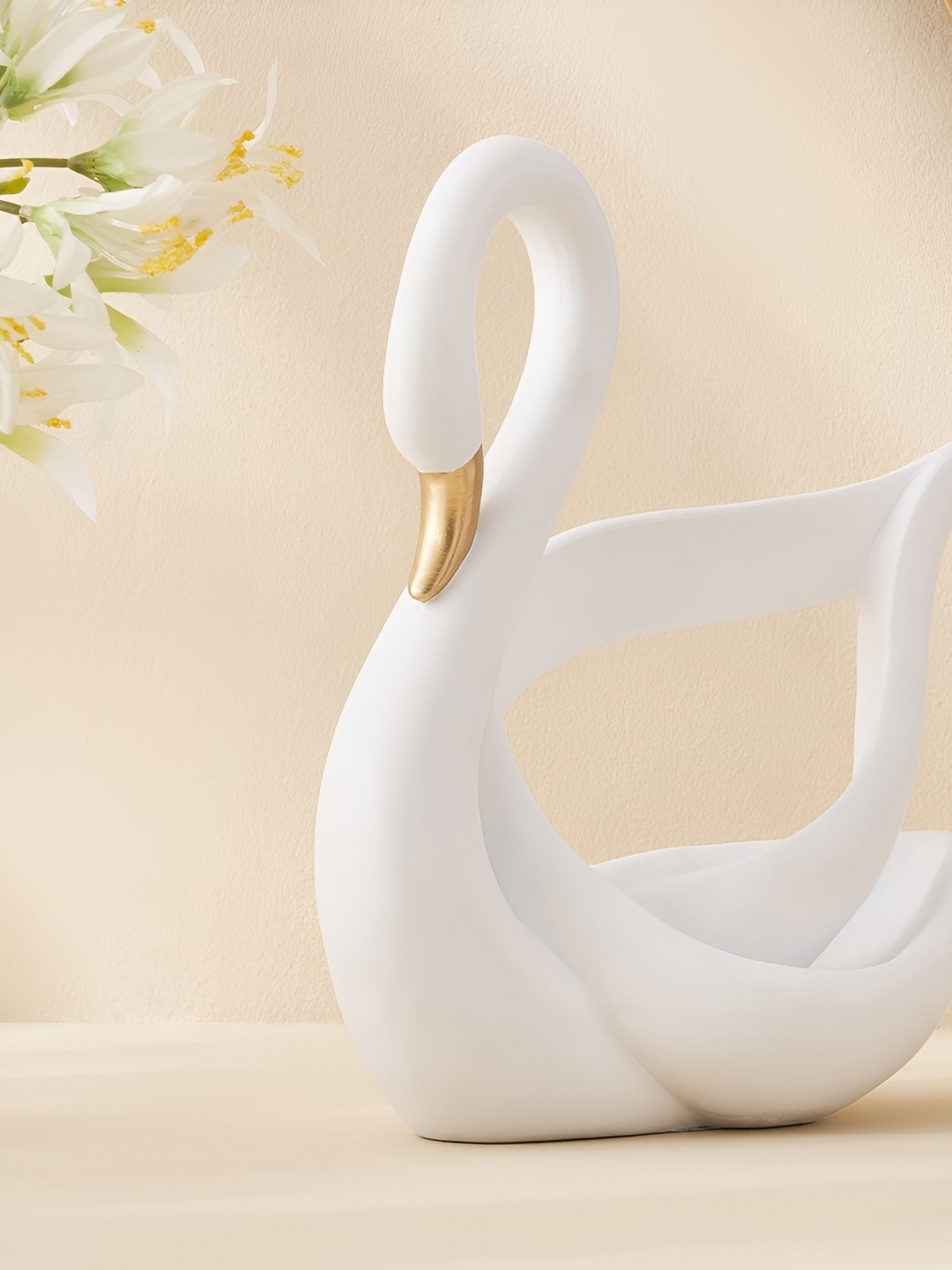 

Home Centre Corsica Brighton White & Gold-Toned Figurine Swan Showpiece