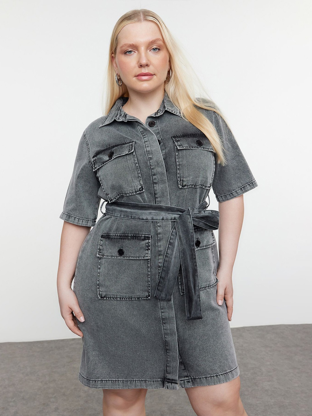 

Trendyol Shirt Dress, Na