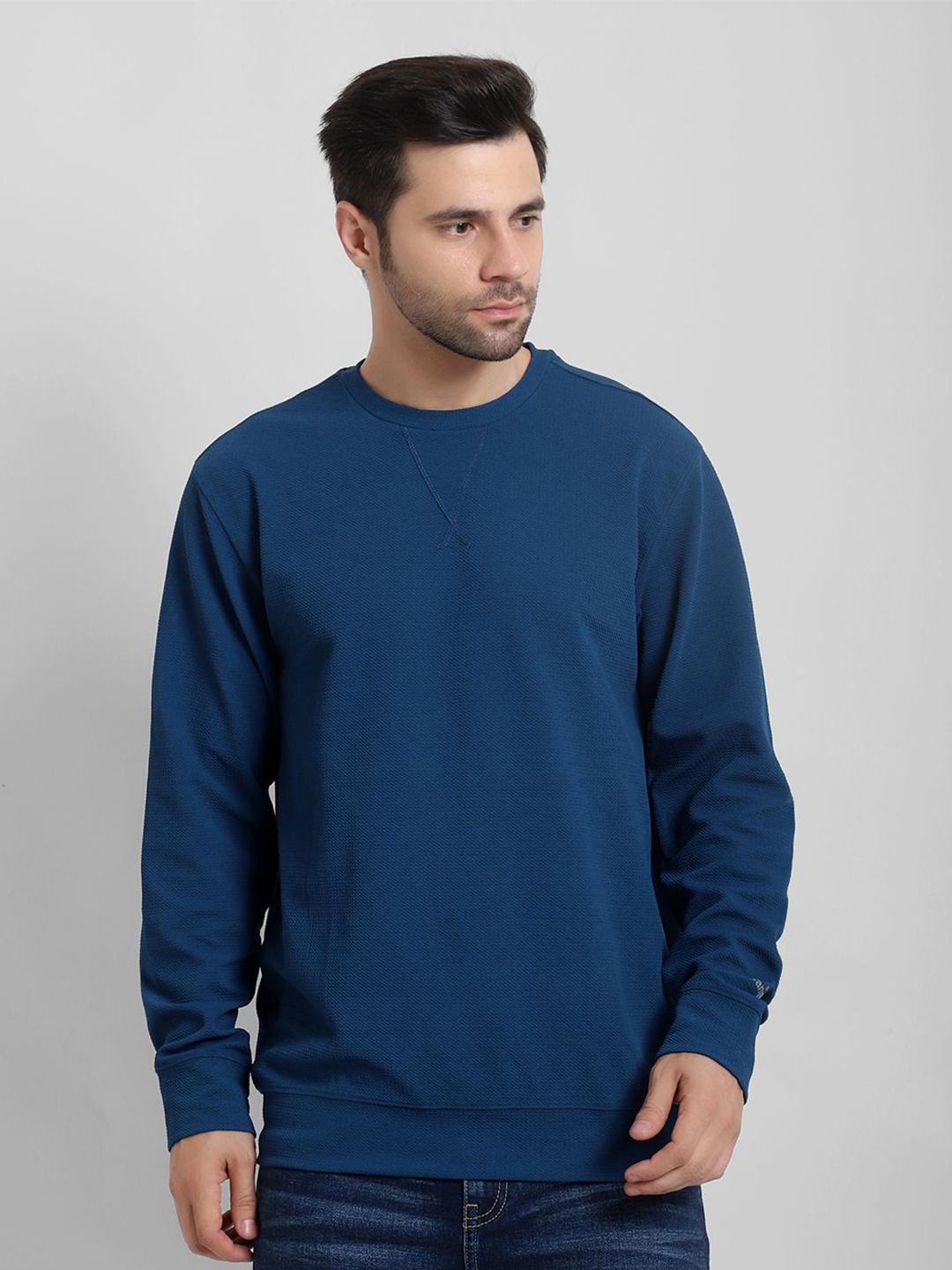 

Canjuice Men Solid Round Neck Pullover Sweatshirt, Blue