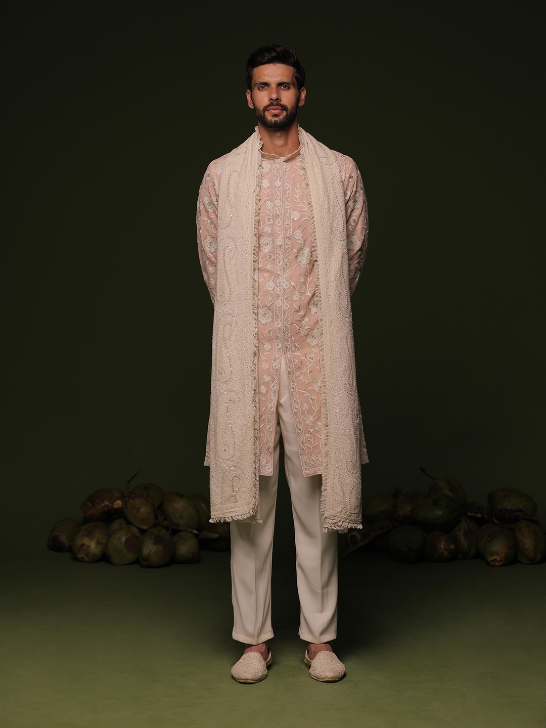 

KALPRAAG Floral Embroidered Mandarin Collar Sequinned Kurta With Trousers & Dupatta, Cream