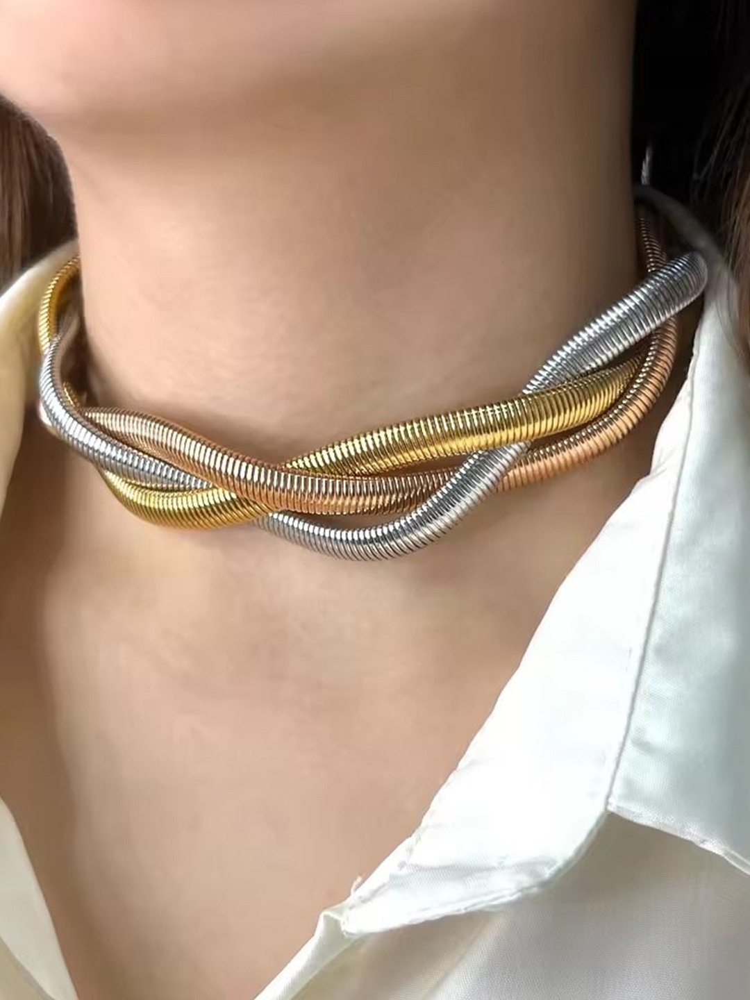 

MEENAZ Stainless Steel Gold-Plated Anti Tarnish Choker Necklace