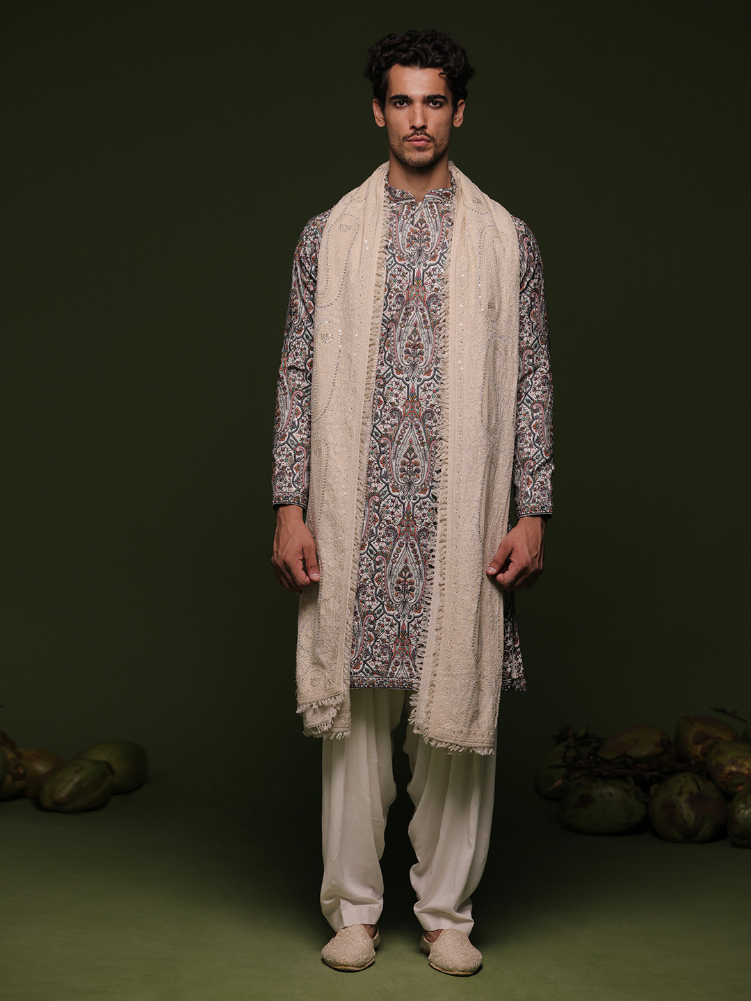

KALPRAAG Ethnic Motifs Printed Mandarin Collar Straight Kurta with Patiala & Dupatta, Off white