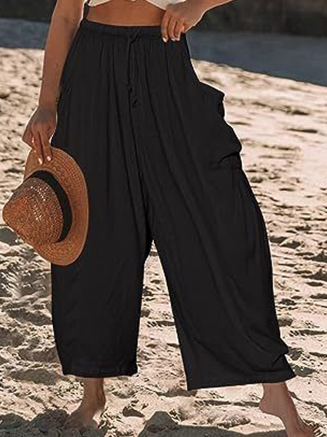 

KPOP Women Original Regular Trousers, Black