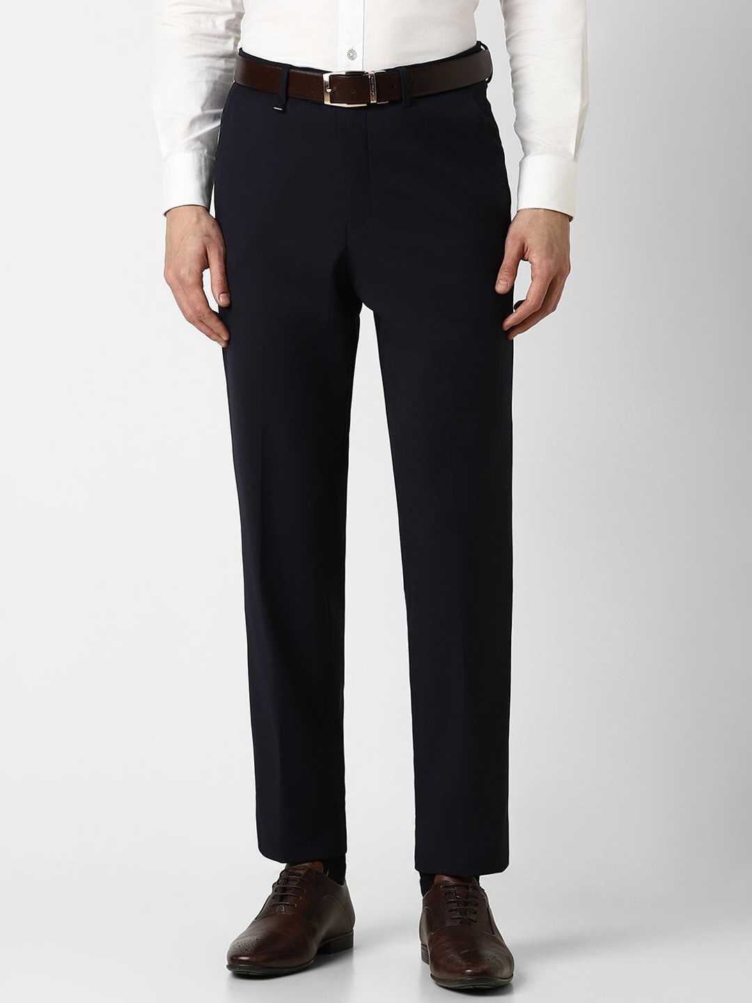 

Van Heusen Men Trousers, Black