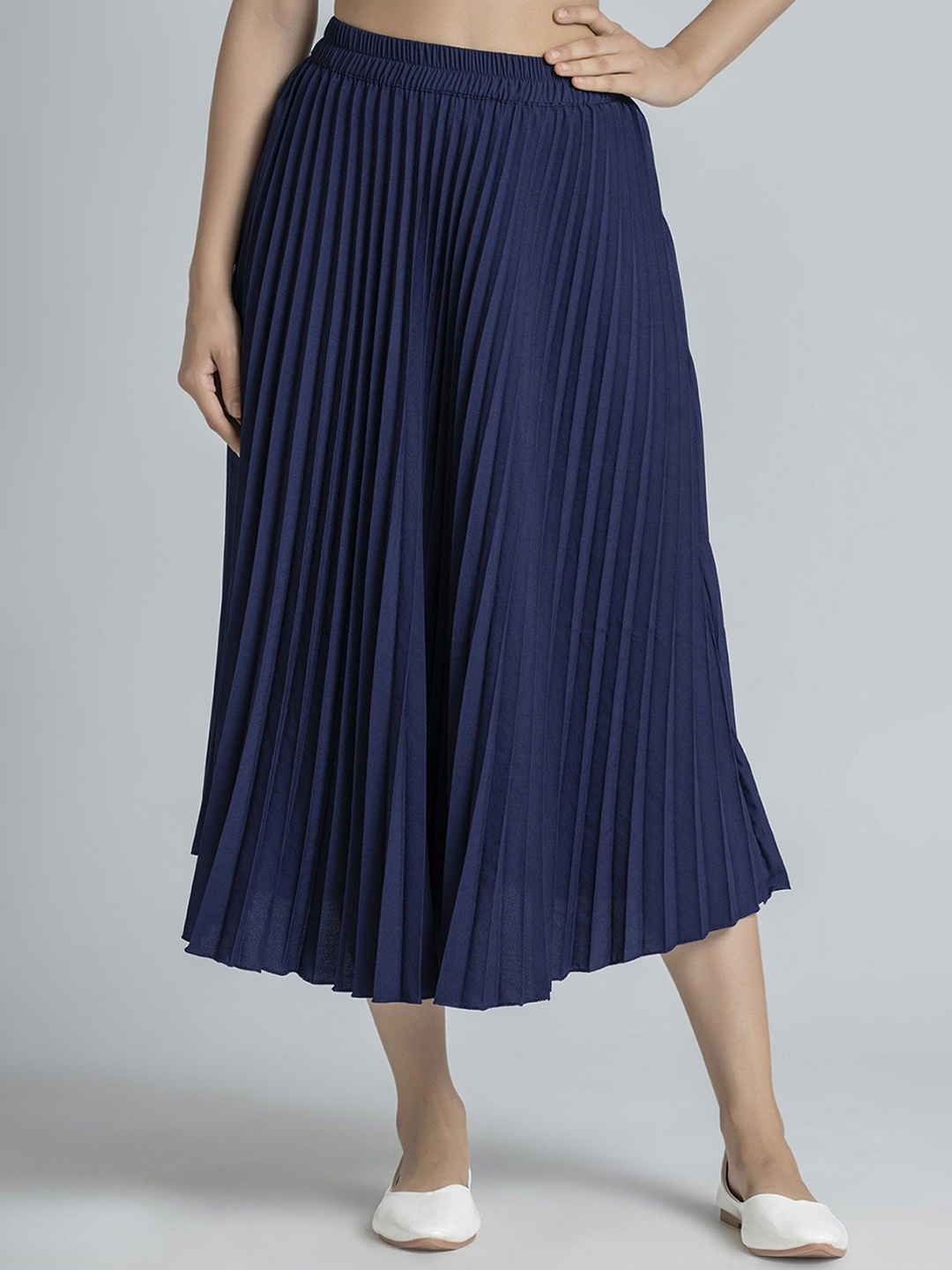 

Vastani Enterprise Women Solid Flared Midi Skirt, Blue