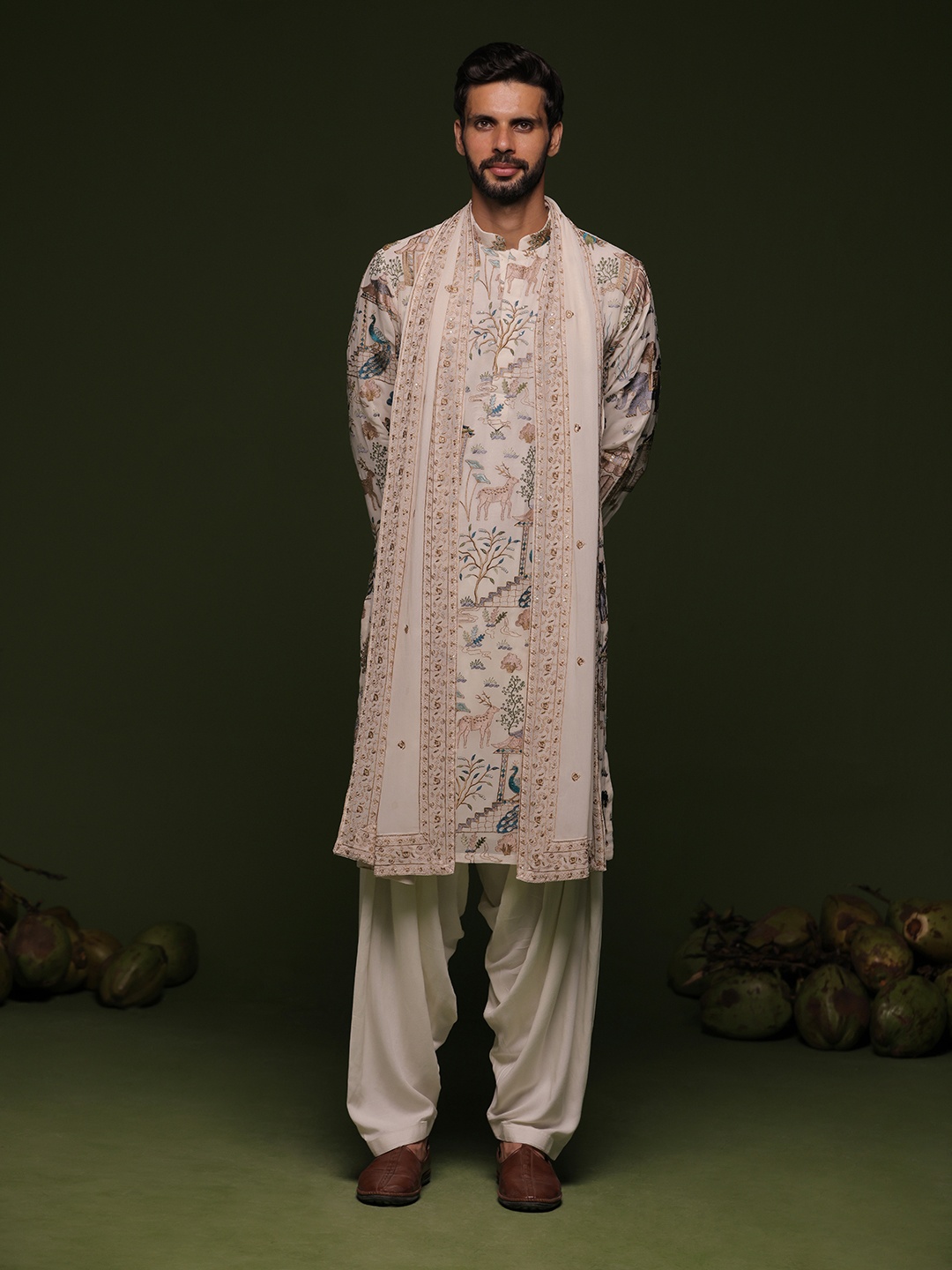 

KALPRAAG Ethnic Motifs Embroidered Mandarin Collar Straight Kurta with Patiala & Dupatta, Off white