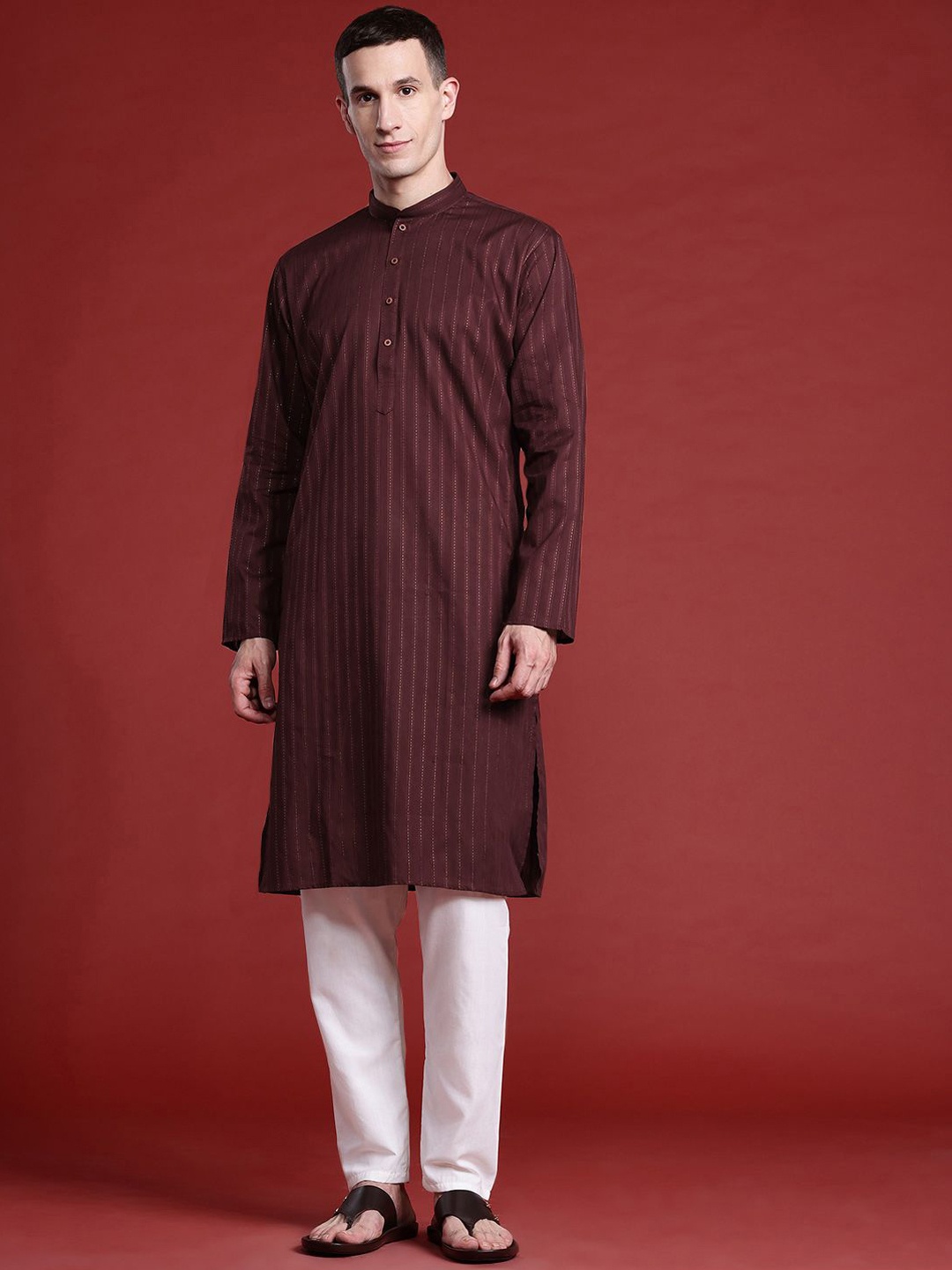 

MANQ Striped Thread Work Mandarin Collar Pure Cotton Straight Kurta, Maroon