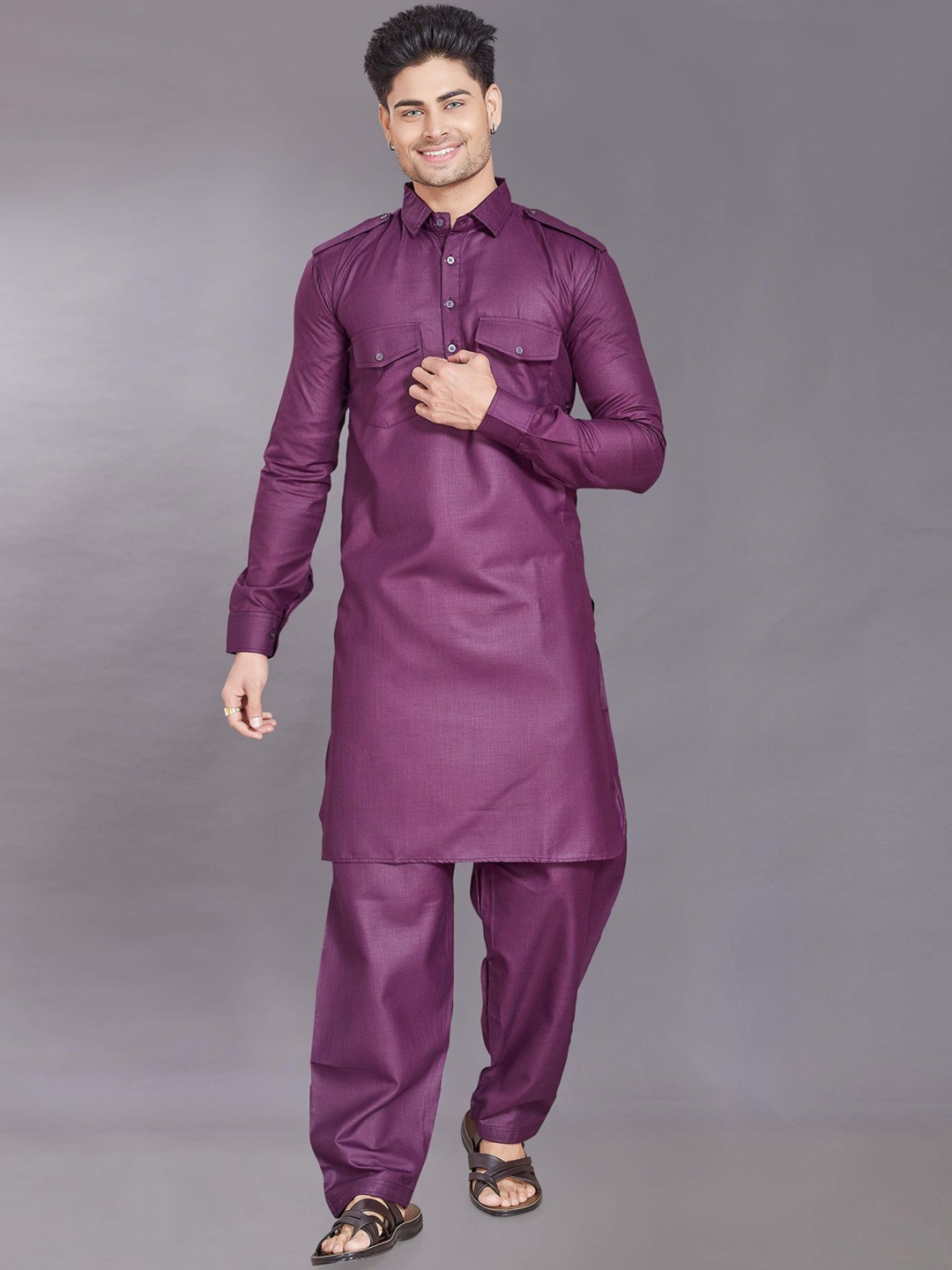 

DIVISIVE Shirt Collar Pathani Kurta with Pyjama, Purple