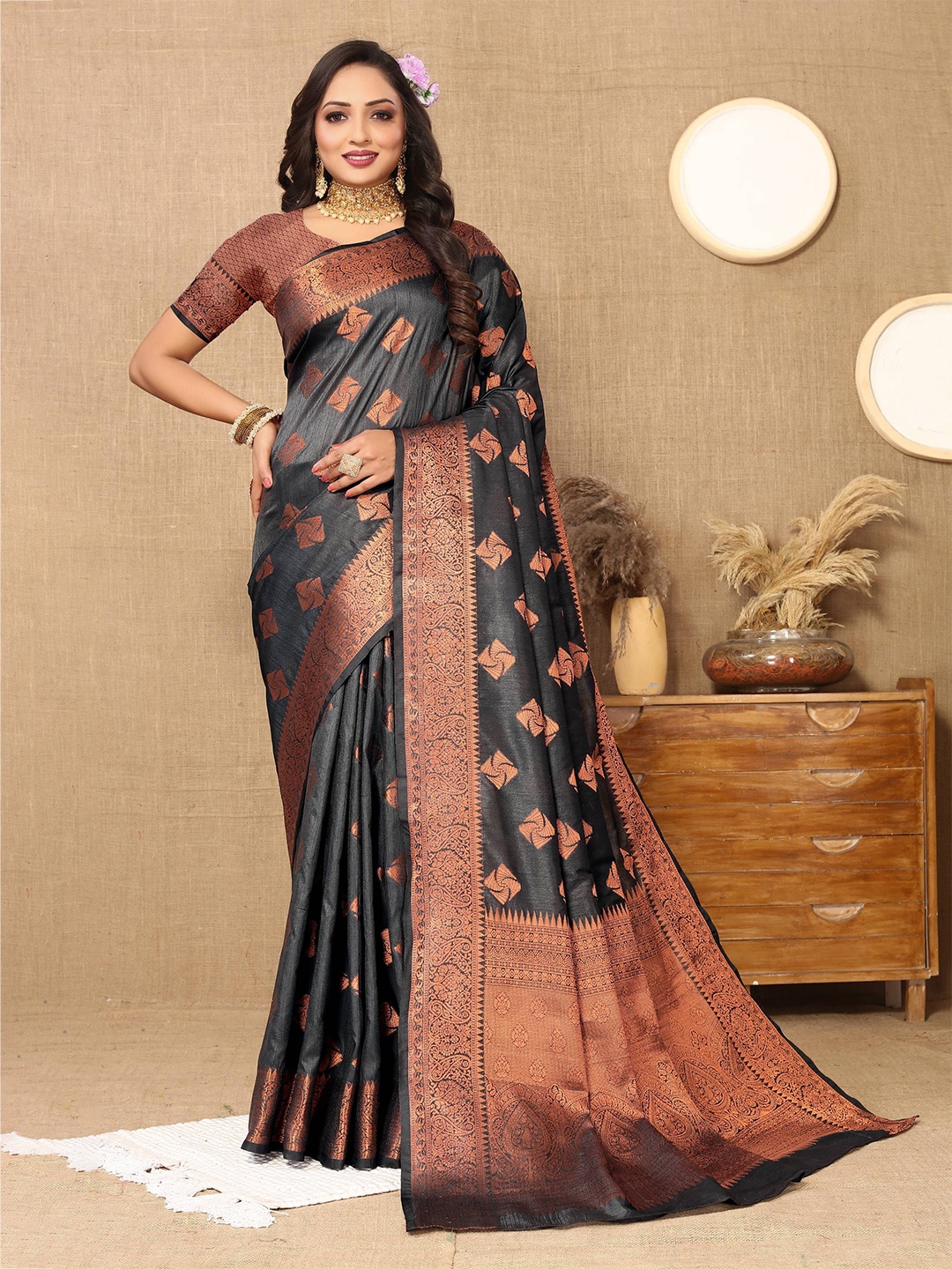 

Zeekha Woven Design Zari Pure Silk Kanjeevaram Saree, Black