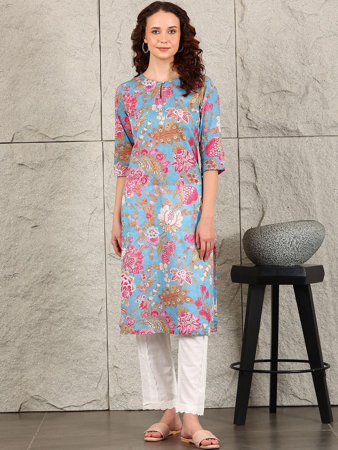 

W Women Floral Printed Flared Sleeves Sequinned Kurta, Blue