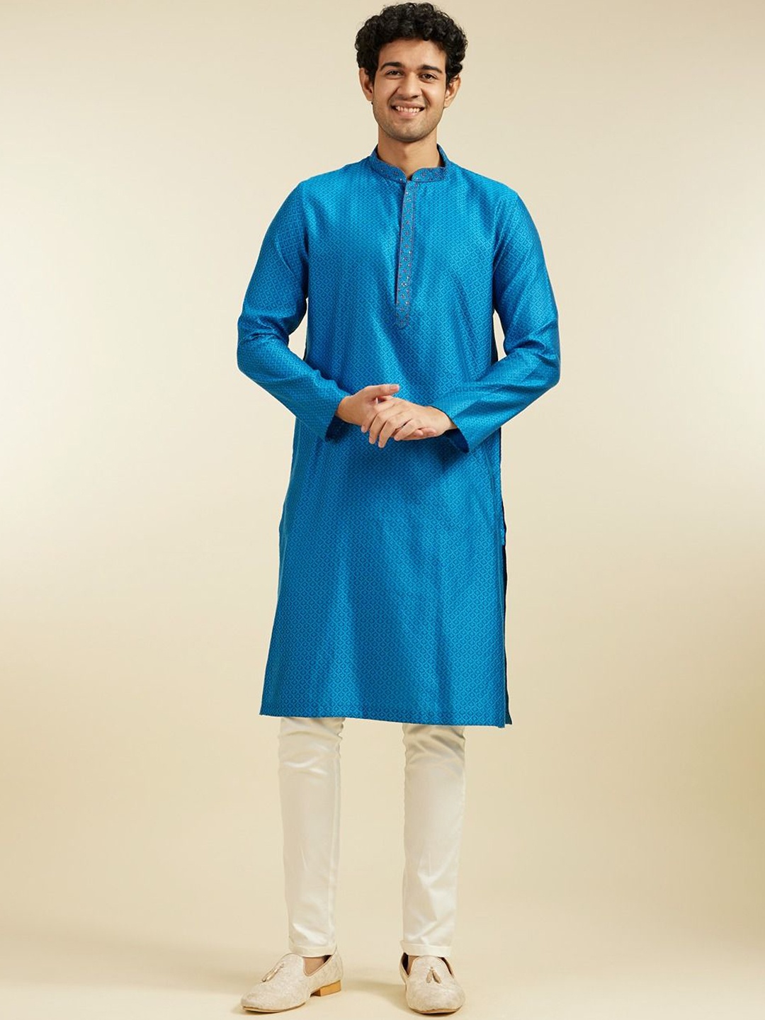 

Diwas by Manyavar Floral Woven Design Thread Work Mandarin Collar Straight Kurta, Blue