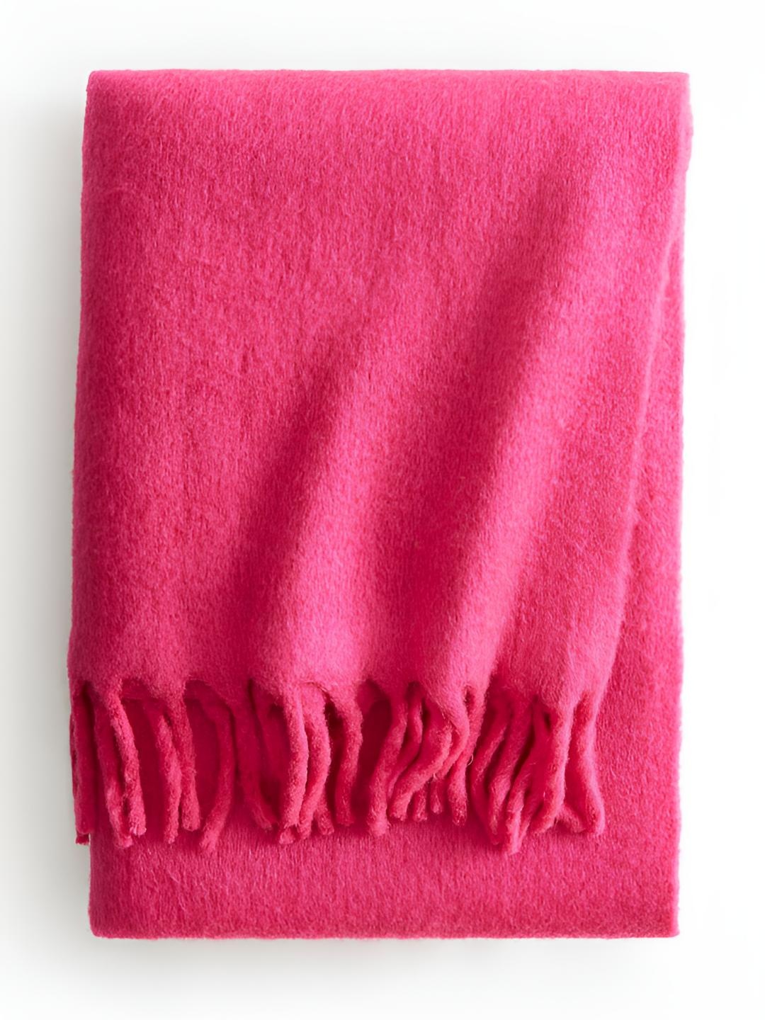 

H&M Pink Wool Blend Blanket