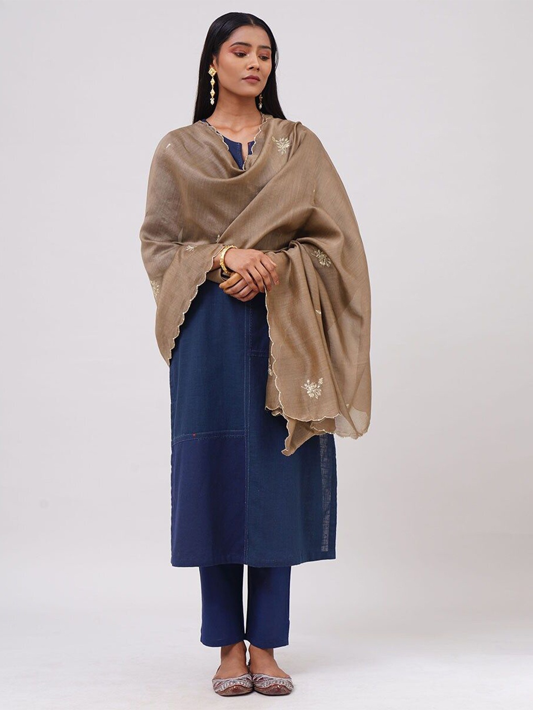

JAYPORE Embroidered Cotton Silk Dupatta, Grey