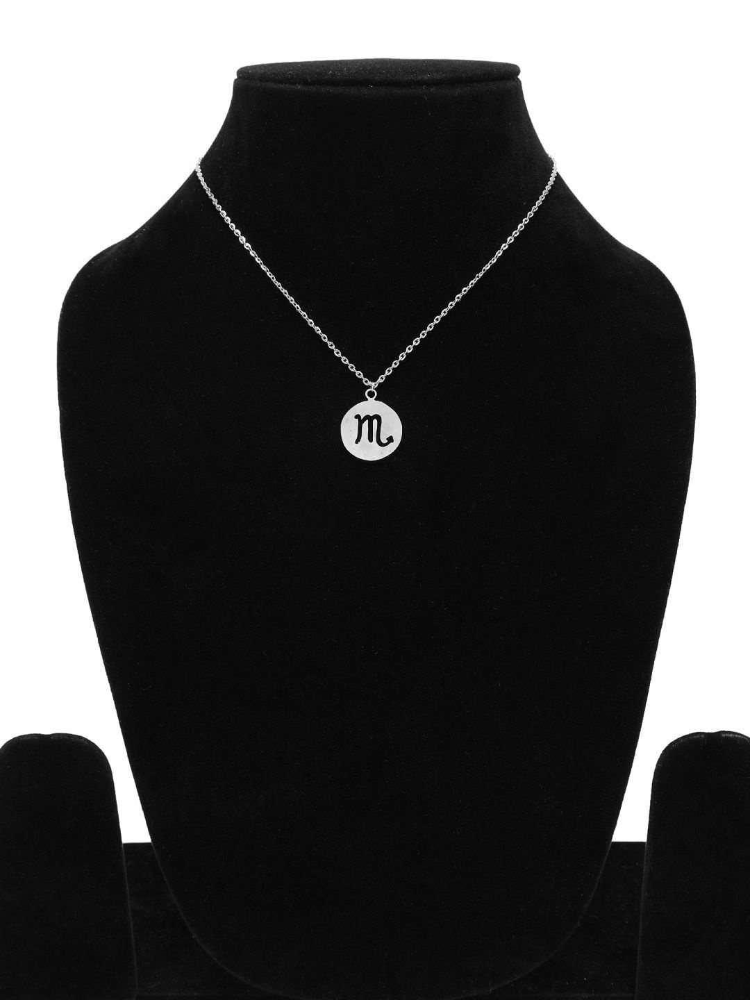

DressBerry Circular Pendants with Chains, Silver
