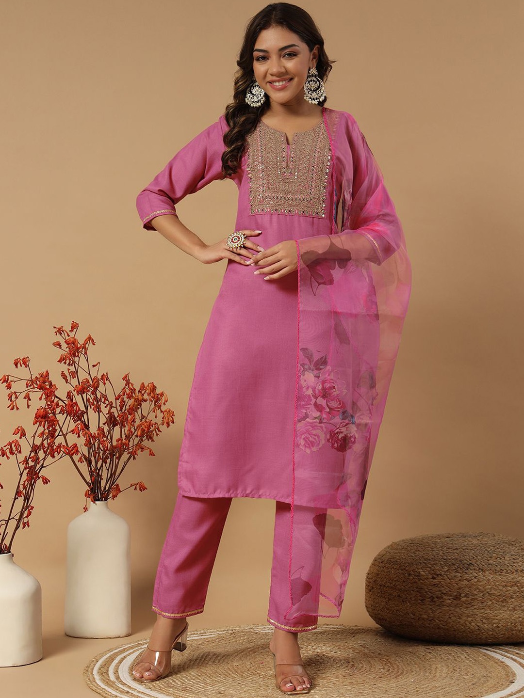 

VredeVogel Ethnic Motifs Embroidered Straight Kurta with Trousers & Dupatta, Pink