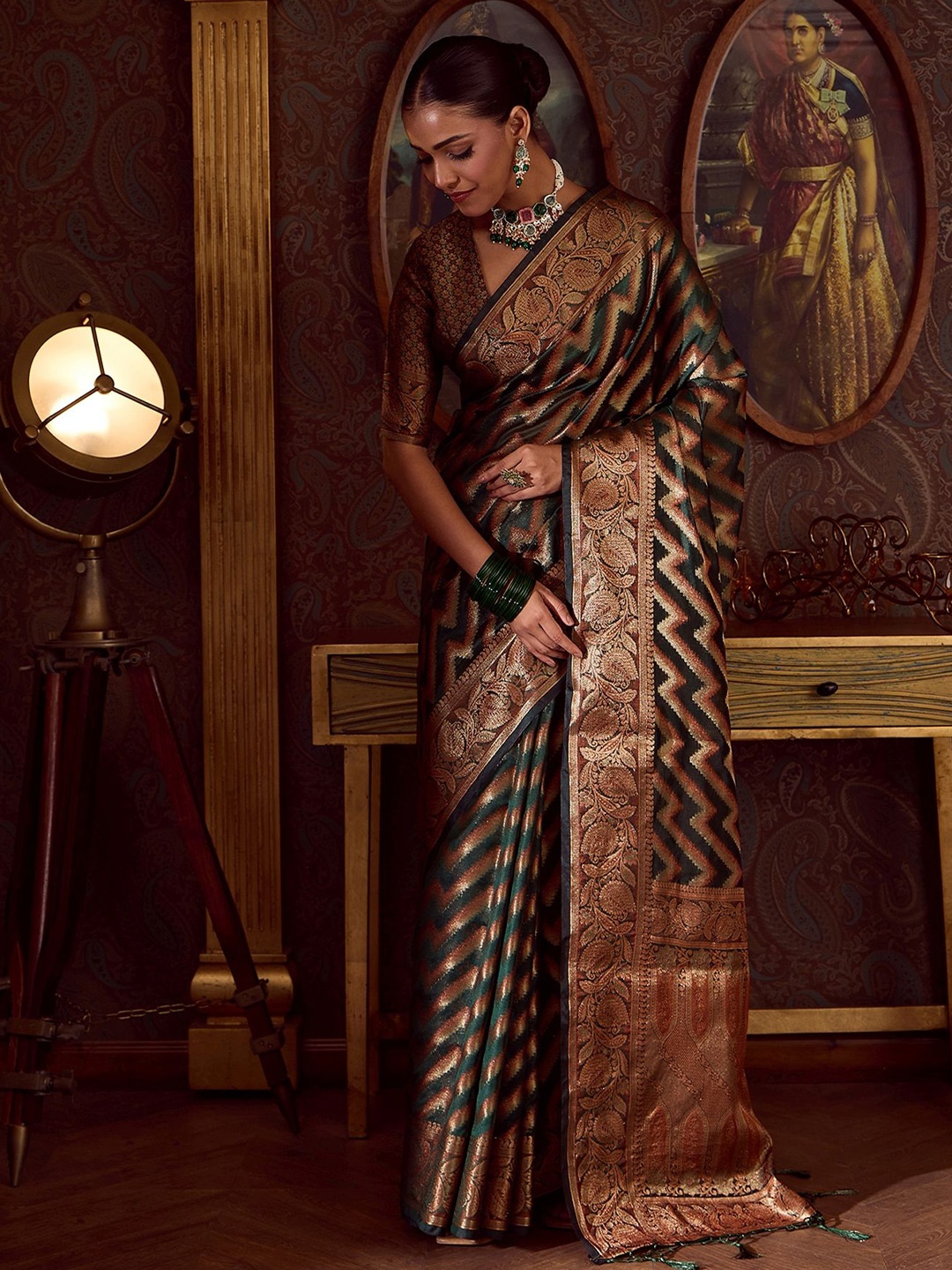 

Dori Woven Design Zari Organza Banarasi Saree, Green