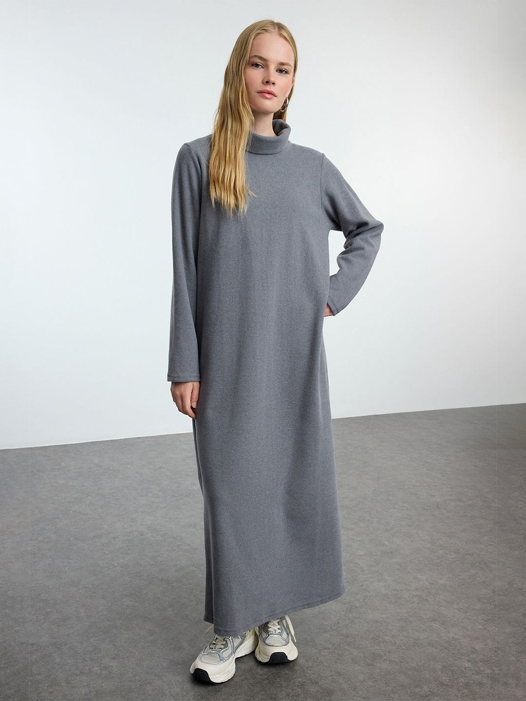 

Trendyol Maxi Dress, Na