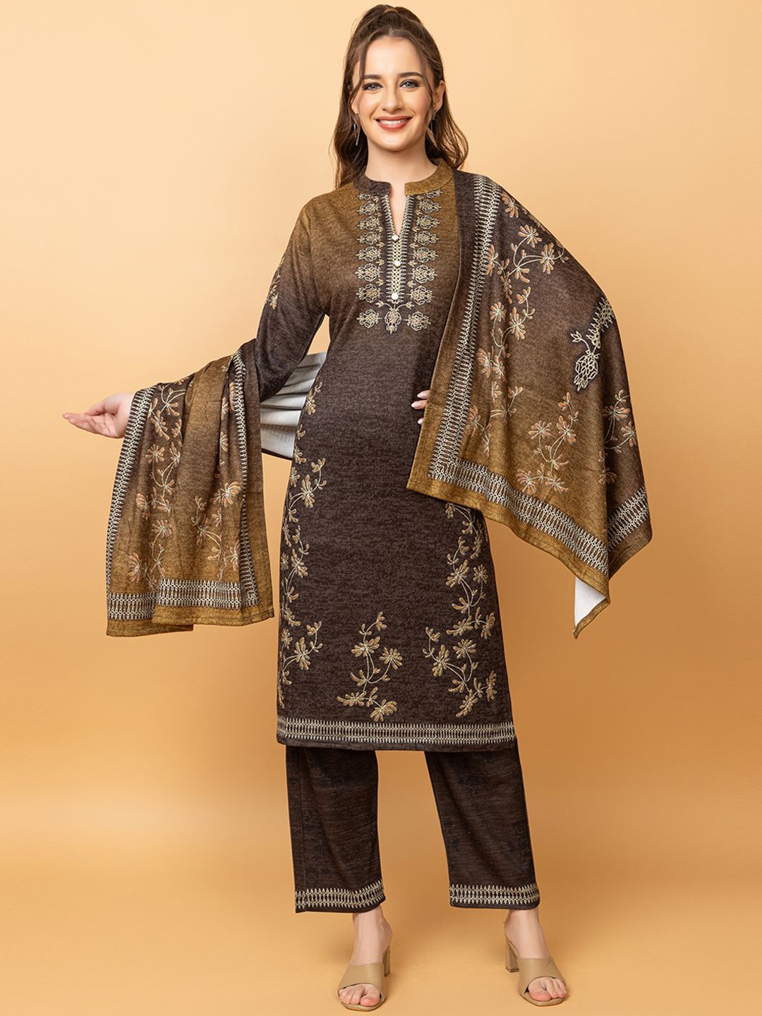 

CLAPTON Floral Embroidered Straight Thread Work Pure Wool Kurta with Trousers & Dupatta, Brown