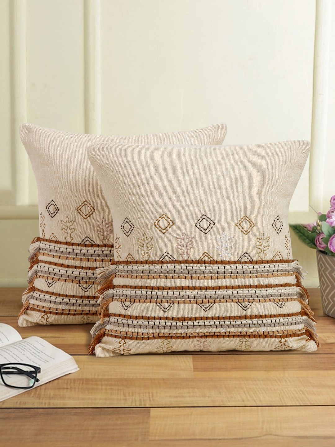 

eyda Beige & Rust 2 Pieces Geometric Embroidered Cotton Square Cushion Covers