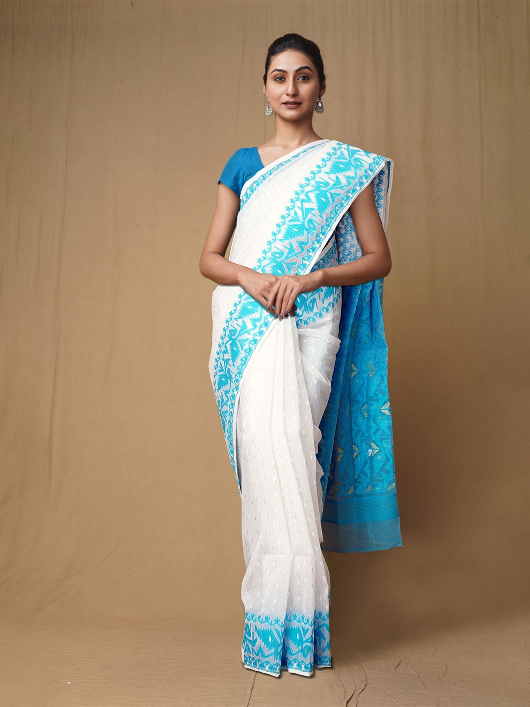 

Unnati Silks Woven Design Pure Cotton Handloom Jamdani Saree, White