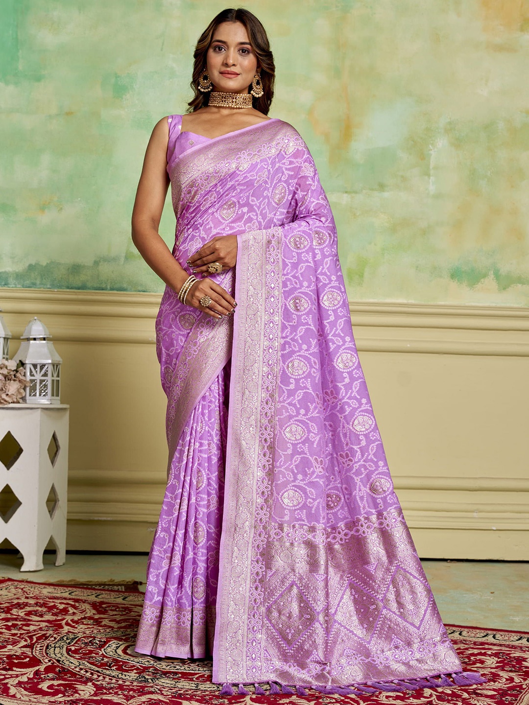 

KAYOMMI Women Bandhani Zari Pure Crepe Banarasi Saree, Lavender
