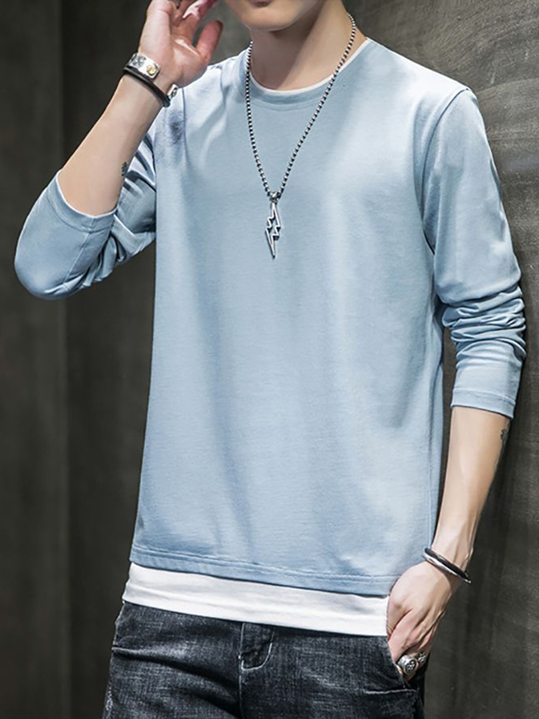 

StyleCast x Revolte Men Solid Round Neck Cotton T-shirt, Blue