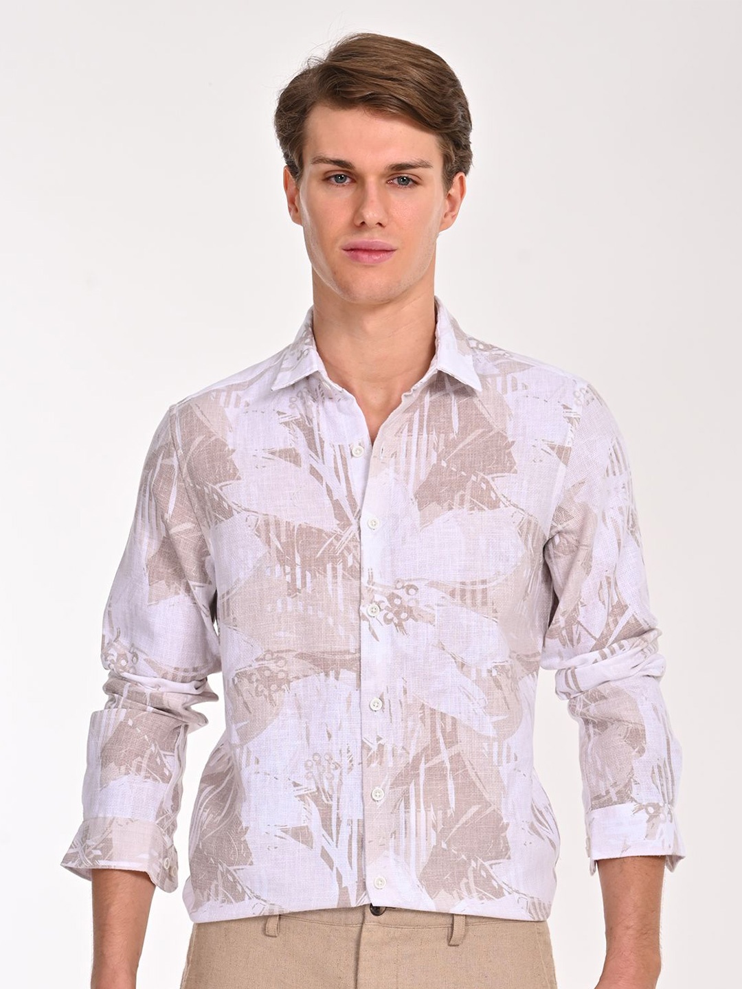 

POE Men Smart Slim Fit Floral Opaque Printed Casual Shirt, Beige