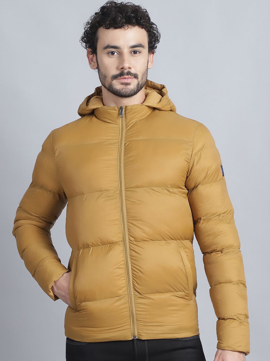 

HOUSE OF VEDAS Men Lightweight Padded Jacket, Mustard