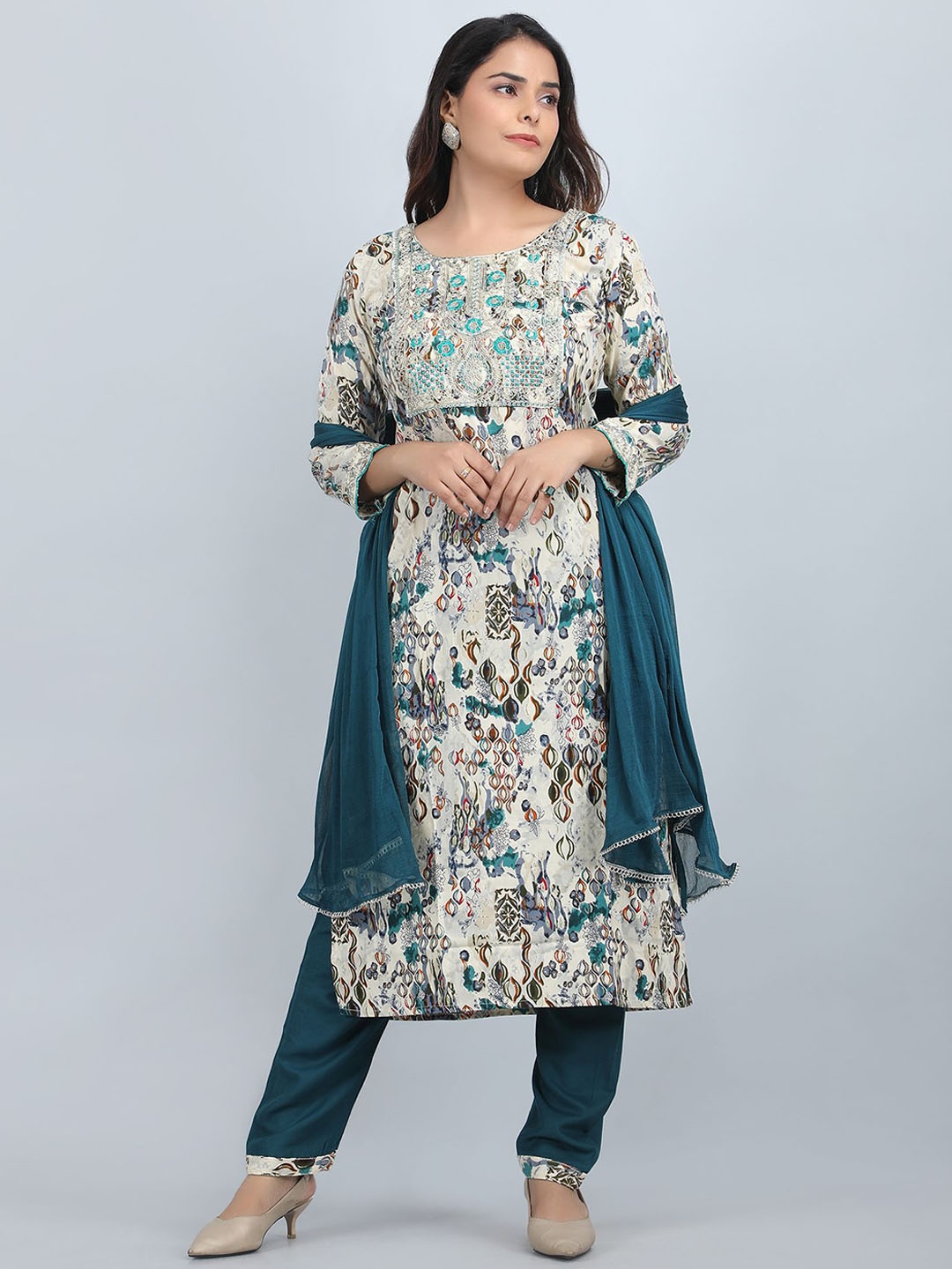 

SHIFORY Women Floral Printed Regular Kurta with Trousers & With Dupatta, Green