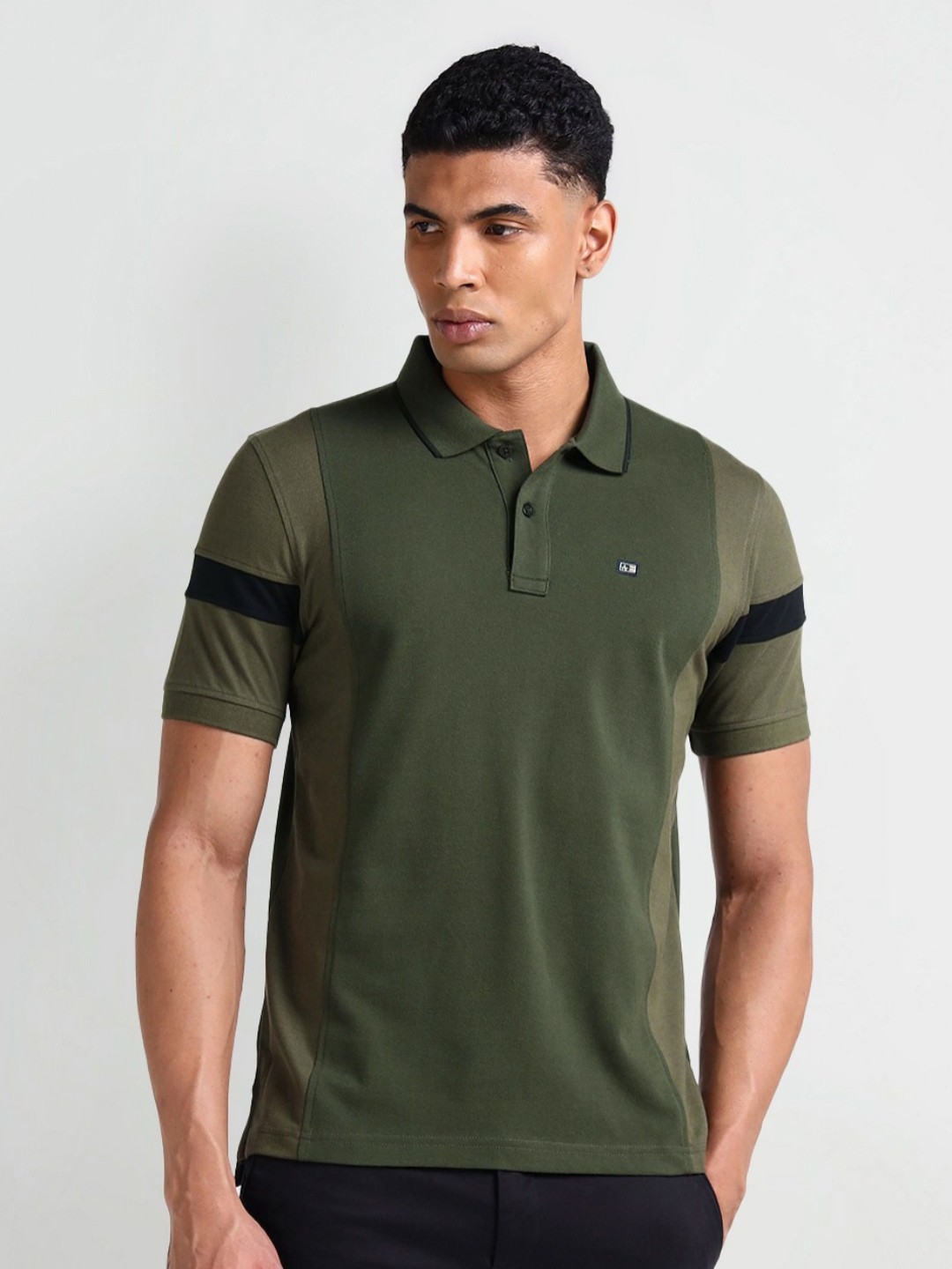 

Arrow Sport Men Colourblocked Polo Collar Cotton T-shirt, Green
